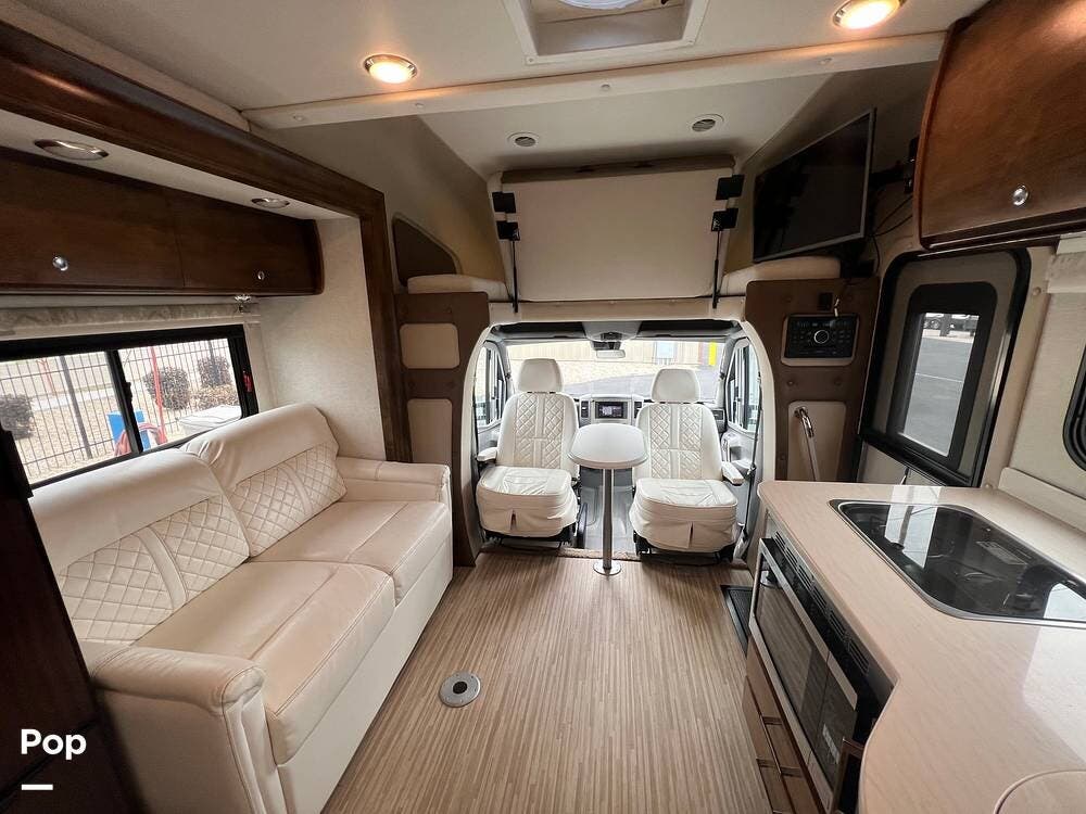 2018 Wayfarer 24BW by Tiffin from Pop RVs in Boise, Idaho