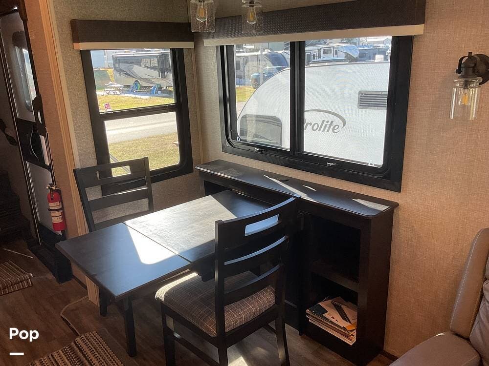 2022 North Point 377RLBH by Jayco from Pop RVs in Lady Lake, Florida