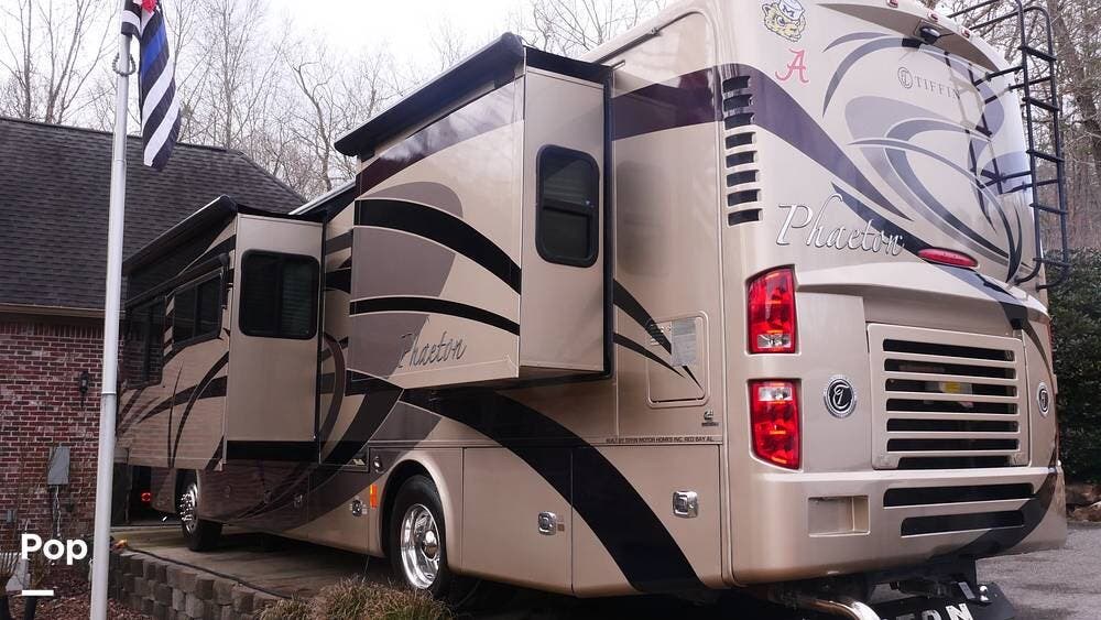 Used 2008 Tiffin Phaeton 36QSH available in Pelham, Alabama
