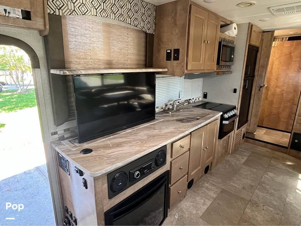 2020 Leprechaun 319MB by Coachmen from Pop RVs in Apollo Beach, Florida