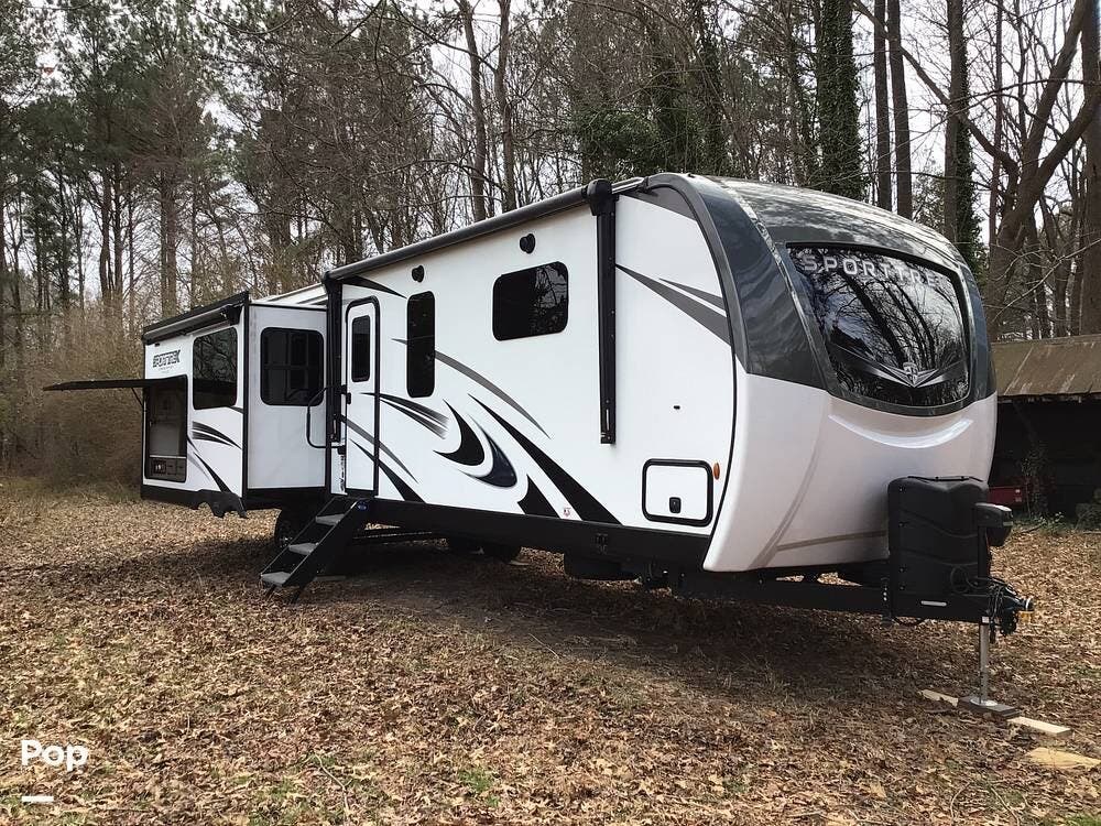 2023 Venture RV SportTrek STT 343VIK - Used Travel Trailer For Sale by Pop RVs in Tappahannock, Virginia features Slideout, Awning, Air Conditioning