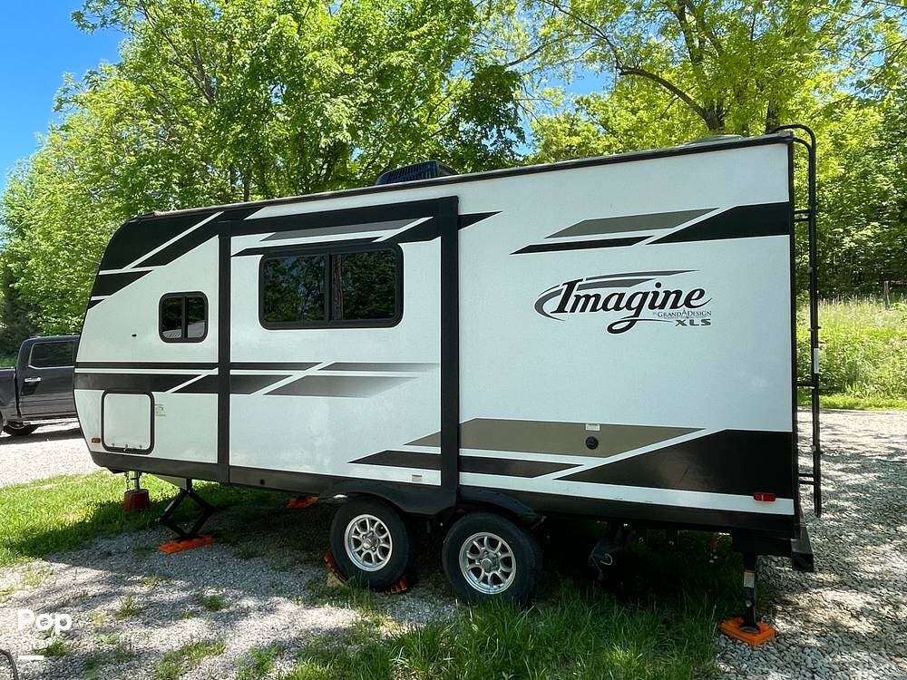 2021 Imagine XLS 17MKE by Grand Design from Pop RVs in Peculiar, Missouri