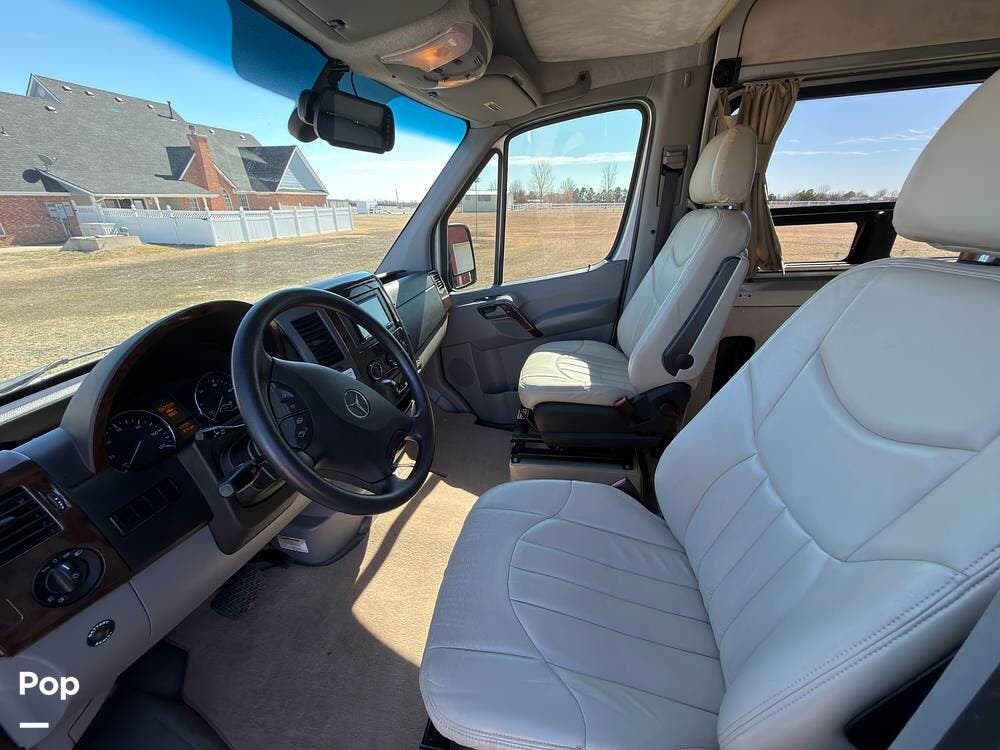 2013 Interstate Lounge 3500 EXT by Airstream from Pop RVs in Oklahoma City, Oklahoma