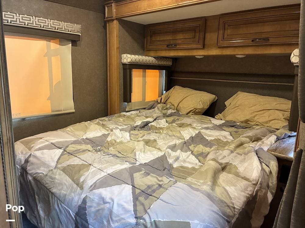 Used 2018 Thor Motor Coach Quantum GR22 available in San Jose, California