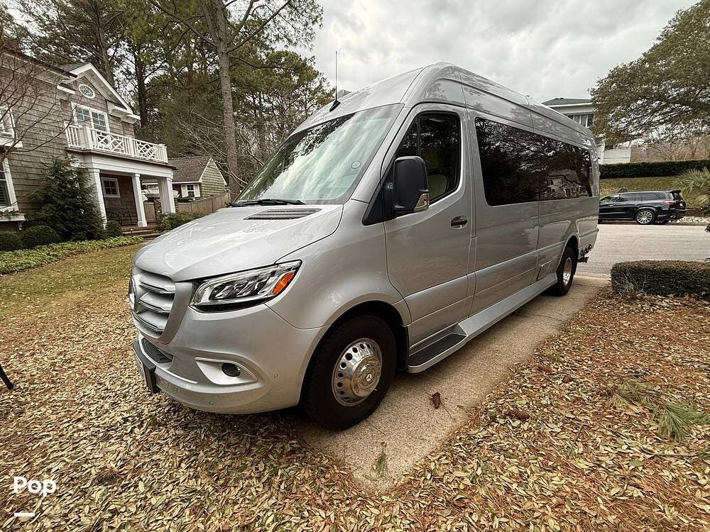 2022  Ultimate Toys Traveler - Used Class B For Sale by Pop RVs in Virginia Beach, Virginia features Awning, Air Conditioning