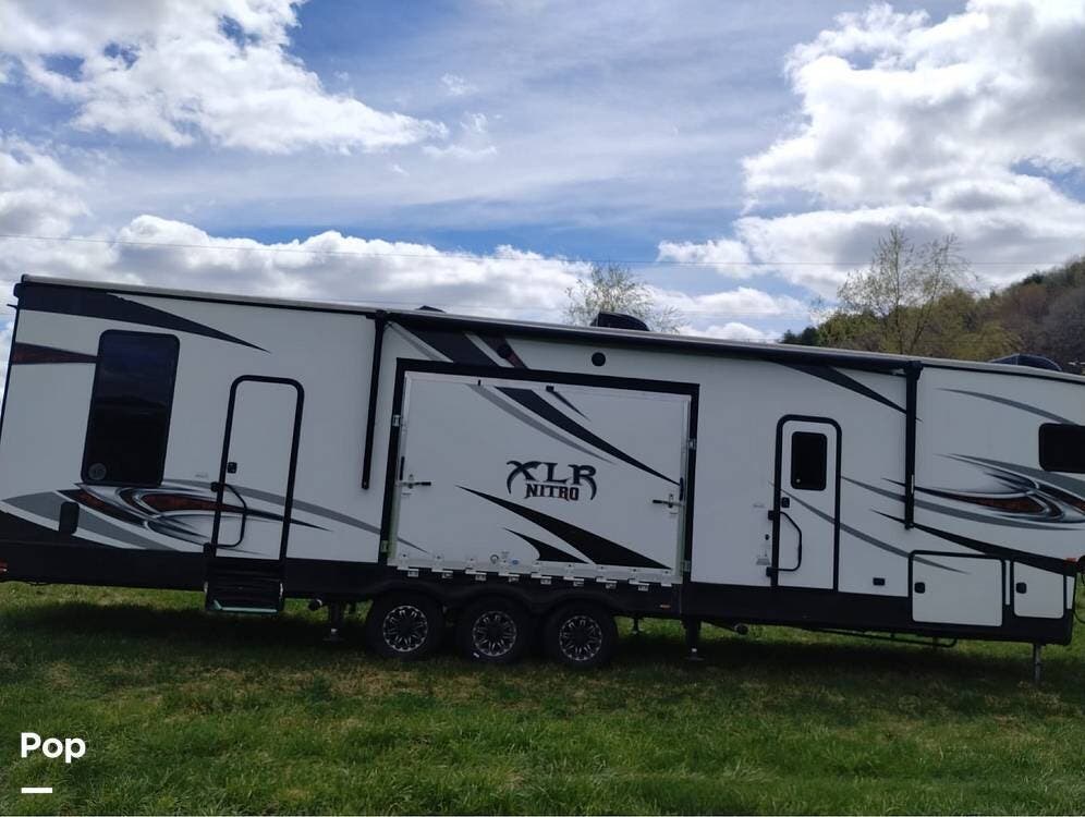 2018 XLR 42DS5 by Forest River from Pop RVs in Athol, Idaho