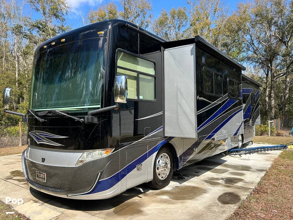 2021 Tiffin Allegro Red 37PA - Used Diesel Pusher For Sale by Pop RVs in O Brien, Florida features Air Conditioning, Generator, Slideout, Leveling Jacks