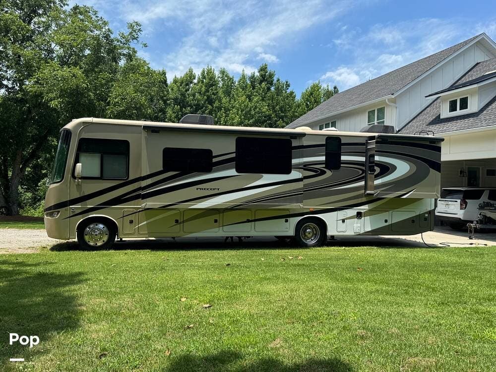 Used 2016 Jayco Precept 35S available in Lexington, South Carolina