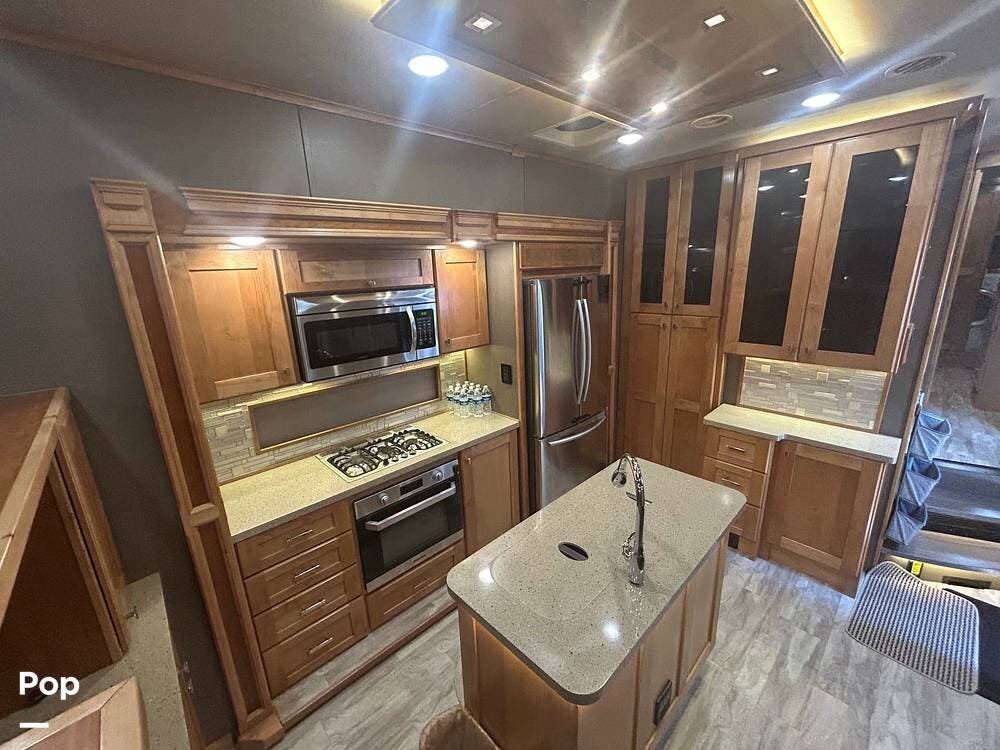 2019 Vilano 385RD by Vanleigh from Pop RVs in Morriston, Florida