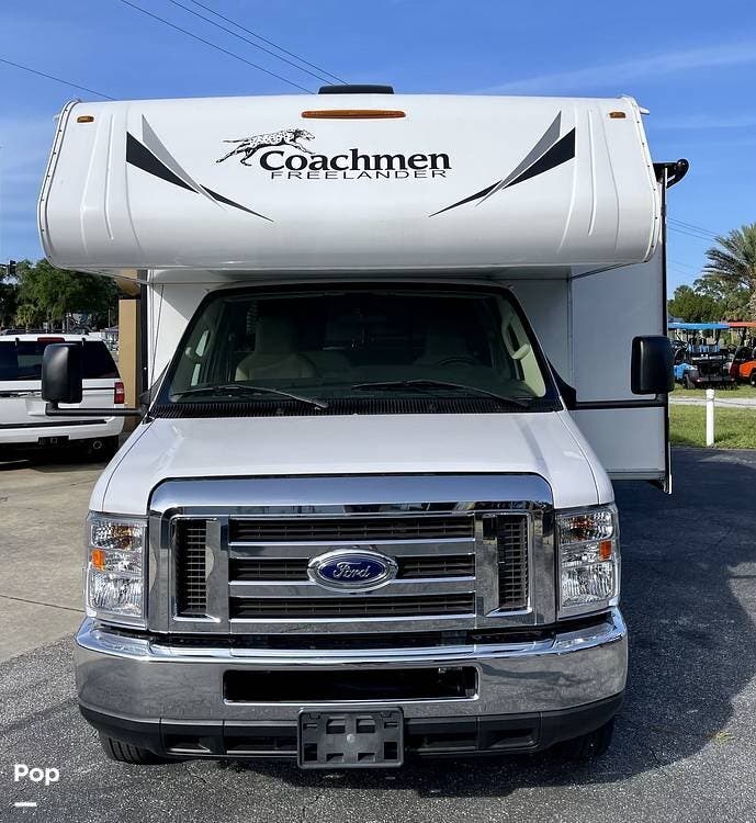 2021 Coachmen Freelander 29KB - Used Class C For Sale by Pop RVs in Ormond Beach, Florida features Slideout