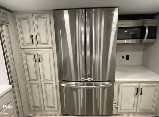 Used 2022 Forest River Sandpiper 38FKOK available in Spring Hill, Kansas