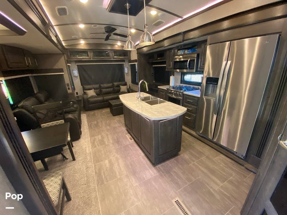 Used 2020 Jayco Pinnacle 36FBTS available in Grand Prairie, Texas