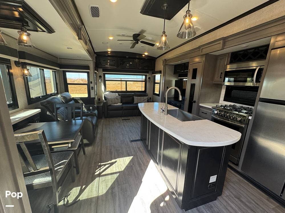 2022 Pinnacle 36SSWS by Jayco from Pop RVs in New River, Arizona