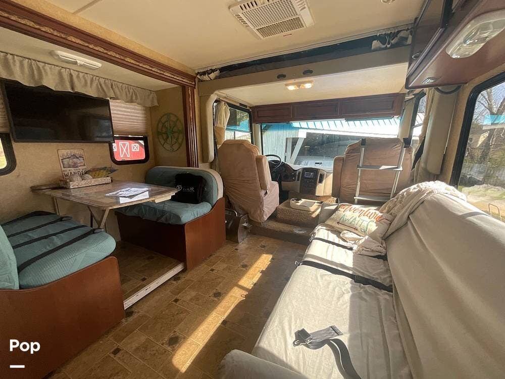 2014 Hurricane 34J by Thor Motor Coach from Pop RVs in Fletcher, North Carolina
