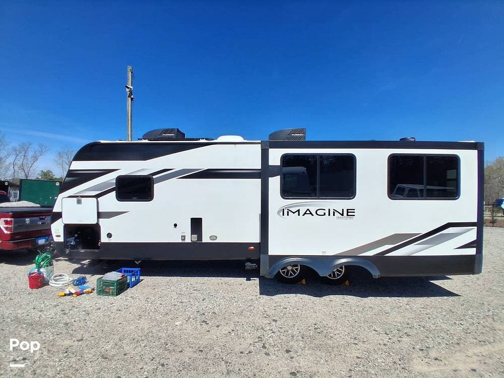 2025 Grand Design Imagine 2670MK - Used Travel Trailer For Sale by Pop RVs in Wake Forest, North Carolina features Awning, Air Conditioning, Slideout