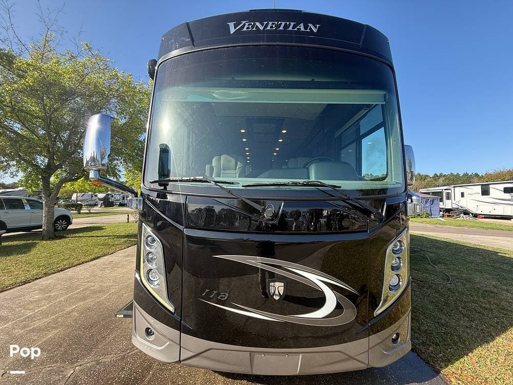 2021 Venetian B42 by Thor Motor Coach from Pop RVs in Jacksonville, Florida