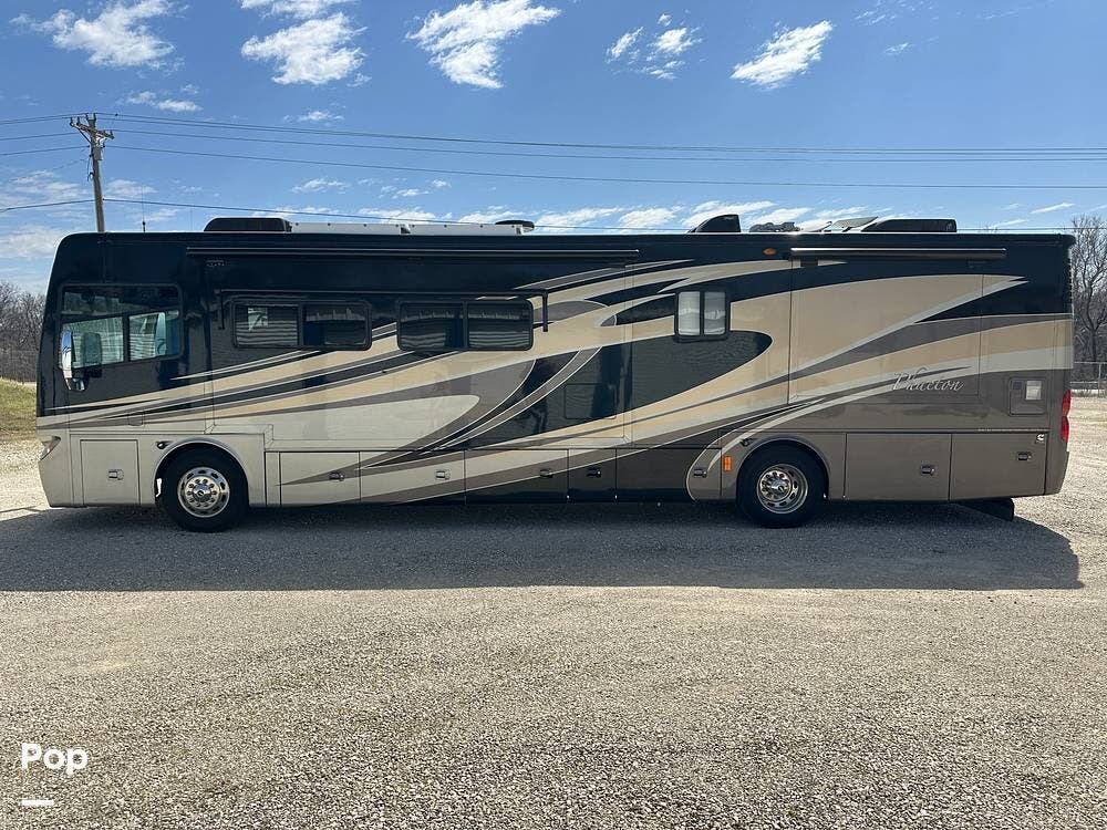 Used 2013 Tiffin Phaeton 40QTH available in Jefferson City, Missouri