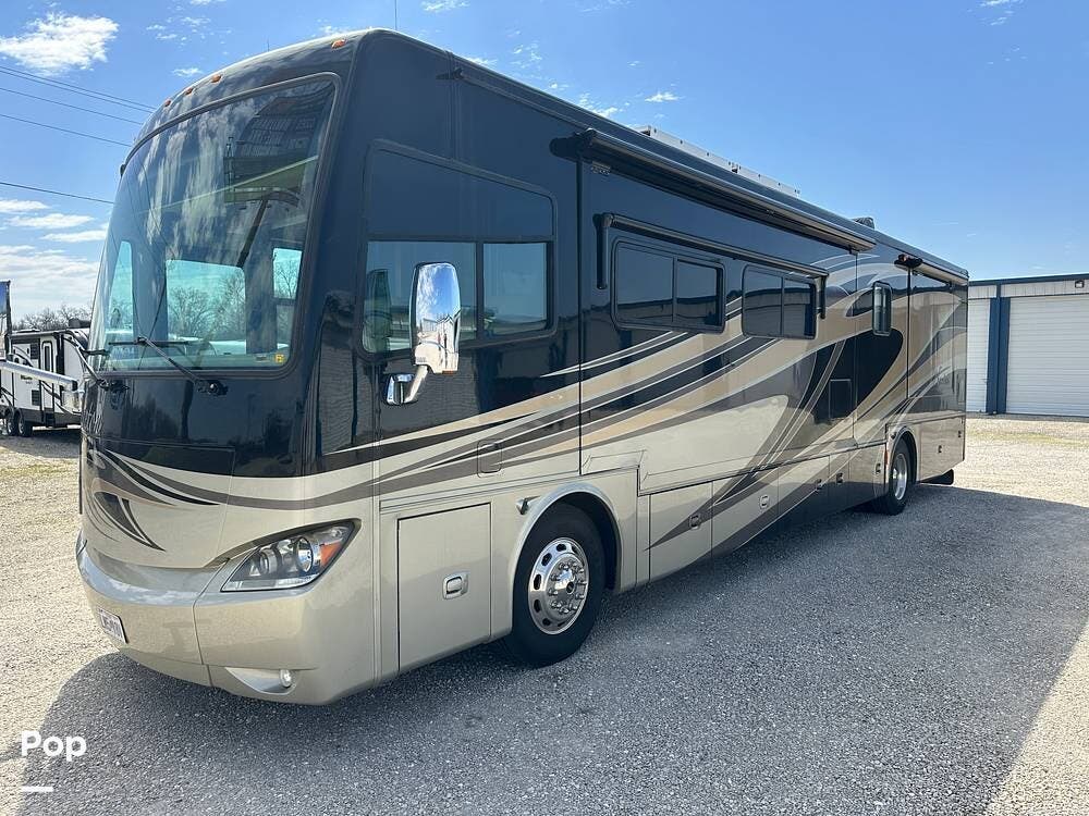 2013 Phaeton 40QTH by Tiffin from Pop RVs in Jefferson City, Missouri