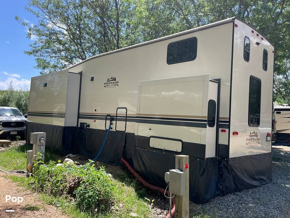 2022 Forest River 40 CDL by Forest River from Pop RVs in Buckeye Lake, Ohio
