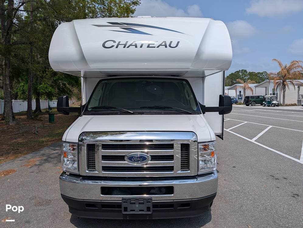 Used 2025 Thor Motor Coach Chateau 28Z available in Sorrento, Florida