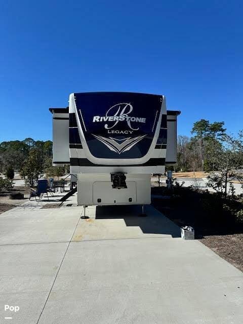 2024 RiverStone 391FSK by Forest River from Pop RVs in Bowdoinham, Maine