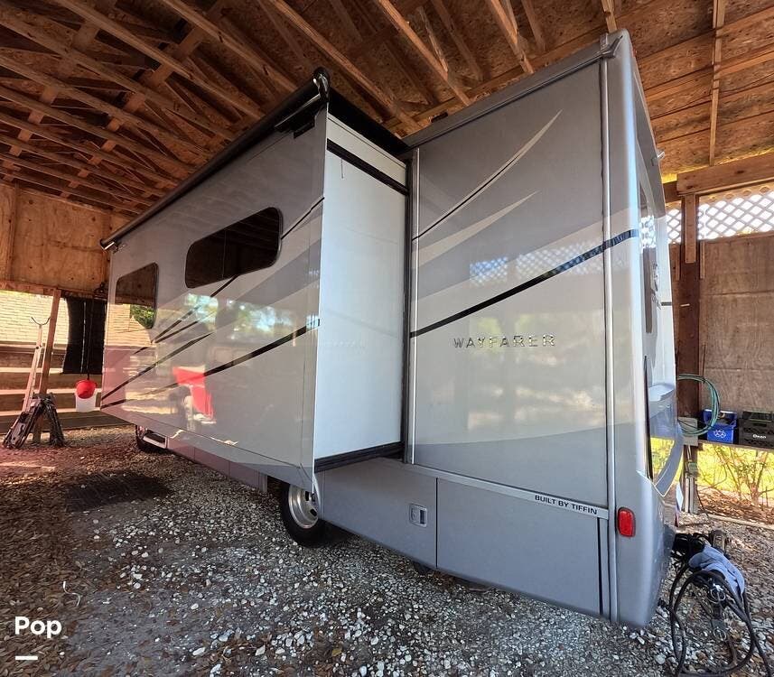 2023 Tiffin Wayfarer 25RW - Used Class C For Sale by Pop RVs in Jacksonville, Florida features Slideout, Leveling Jacks, Generator, Awning, Air Conditioning