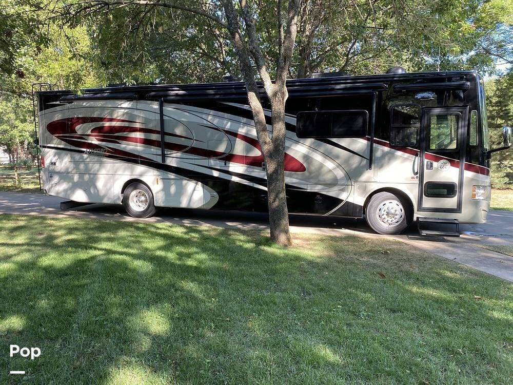 2015 Tiffin Allegro Red 37PA - Used Diesel Pusher For Sale by Pop RVs in Mountain Home, Arkansas features Slideout, Awning, Leveling Jacks, Air Conditioning, Generator