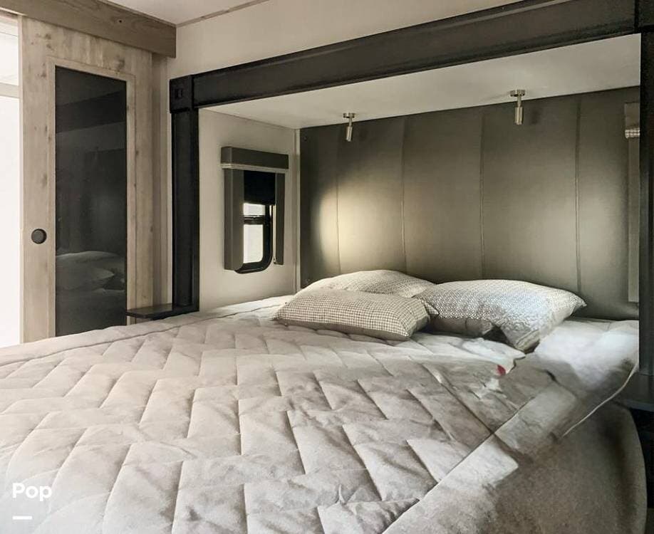 Used 2022 Keystone Alpine 3790FK available in Gambrills, Maryland