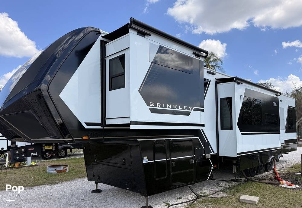 2025 Brinkley G Series 3950 by  from Pop RVs in Largo, Florida