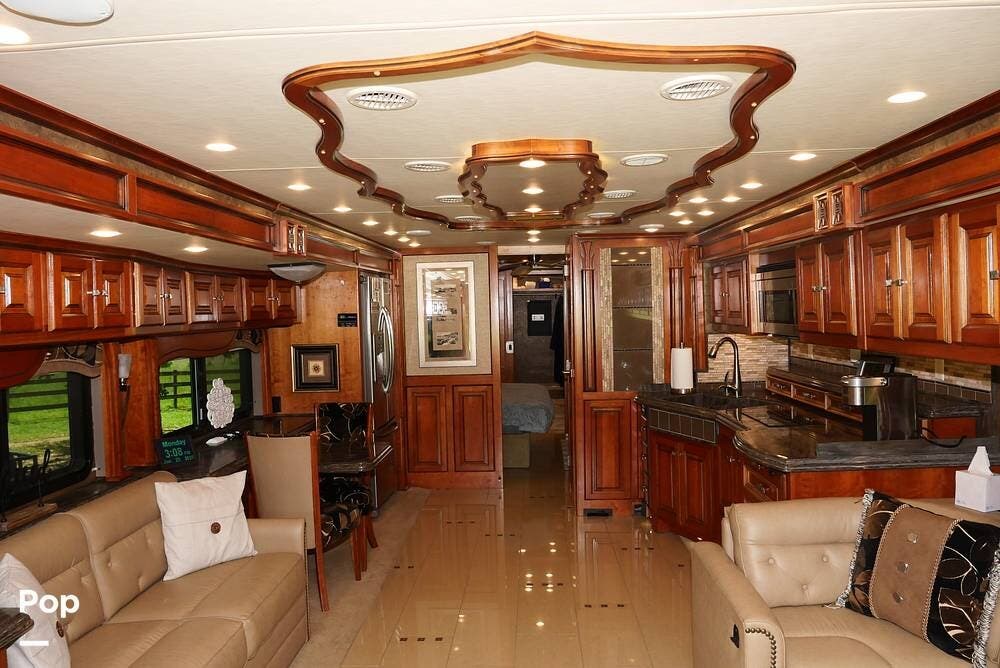 2014 Tiffin Allegro Bus 45 LP - Used Diesel Pusher For Sale by Pop RVs in Lincoln, Alabama features Generator, Awning, Air Conditioning, Slideout, Leveling Jacks