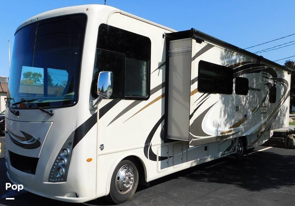 2018 Thor Motor Coach Windsport 29M - Used Class A For Sale by Pop RVs in Bluffton, South Carolina features Leveling Jacks, Slideout, Generator, Awning, Air Conditioning