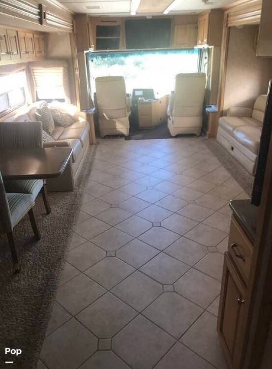 2009 American Coach Allegiance 42G - Used Diesel Pusher For Sale by Pop RVs in Grove, Oklahoma features Air Conditioning, Slideout, Leveling Jacks, Generator, Awning
