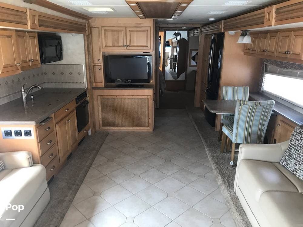 Used 2009 American Coach Allegiance 42G available in Grove, Oklahoma