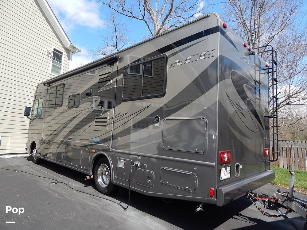 Used 2013 Thor Motor Coach A.C.E. 29.2 available in Alexandria, Virginia
