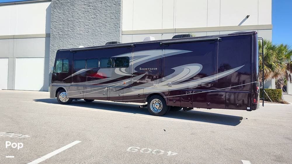 2016 Sightseer 36Z by Winnebago from Pop RVs in Cape Coral, Florida