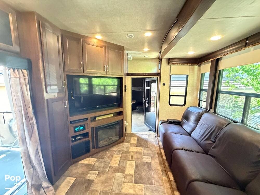Used 2016 Keystone Fuzion 420 available in Toquerville, Utah