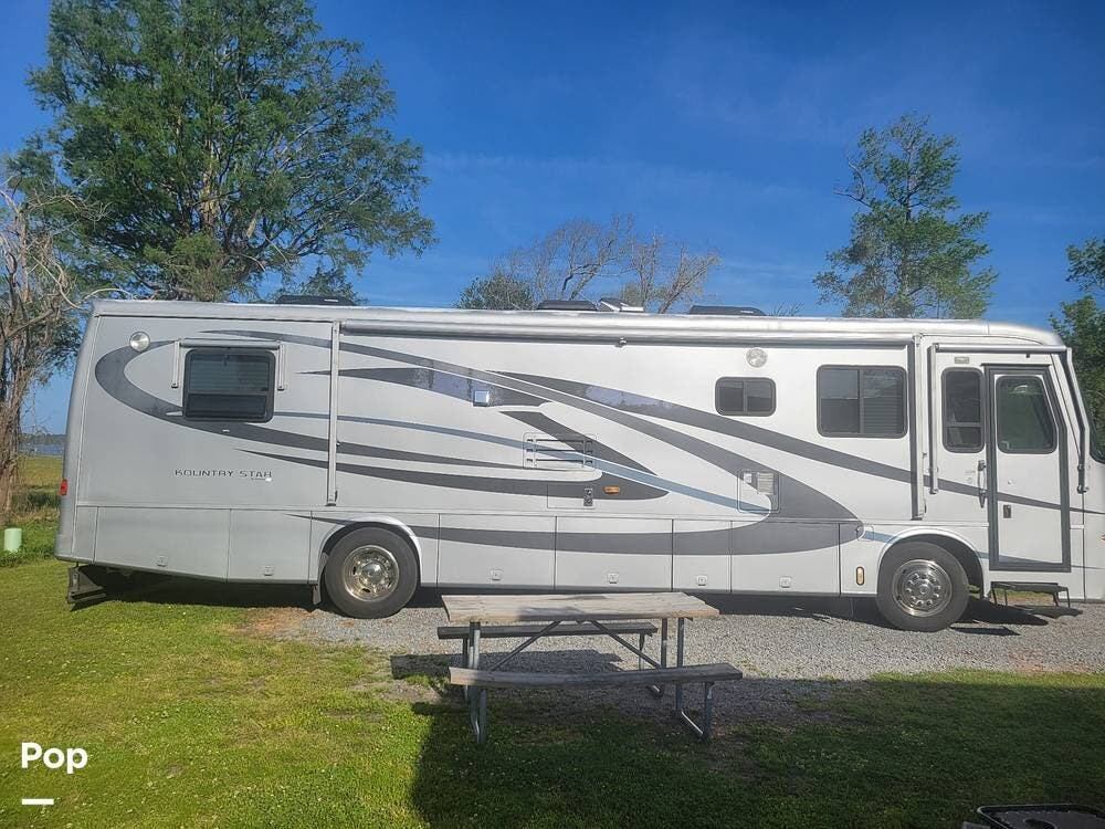 Used 2004 Newmar Kountry Star 3705 available in Culpeper, Virginia