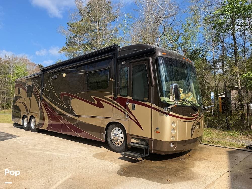 2013 Entegra Coach Aspire 42RBQ - Used Diesel Pusher For Sale by Pop RVs in Princeton, Louisiana features Leveling Jacks, Air Conditioning, Slideout, Generator, Awning