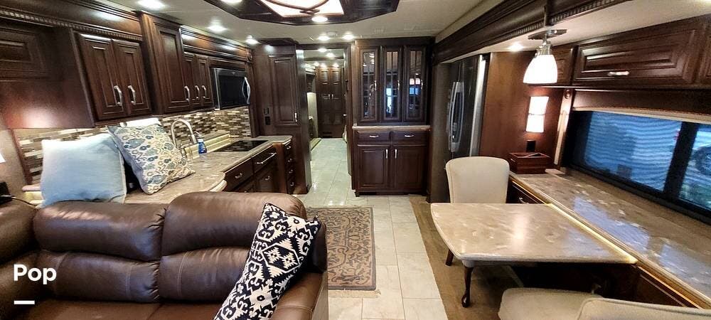 2018 Entegra Coach Anthem 42DEQ - Used Diesel Pusher For Sale by Pop RVs in Seabrook, Texas features Generator, Slideout, Leveling Jacks, Air Conditioning, Awning