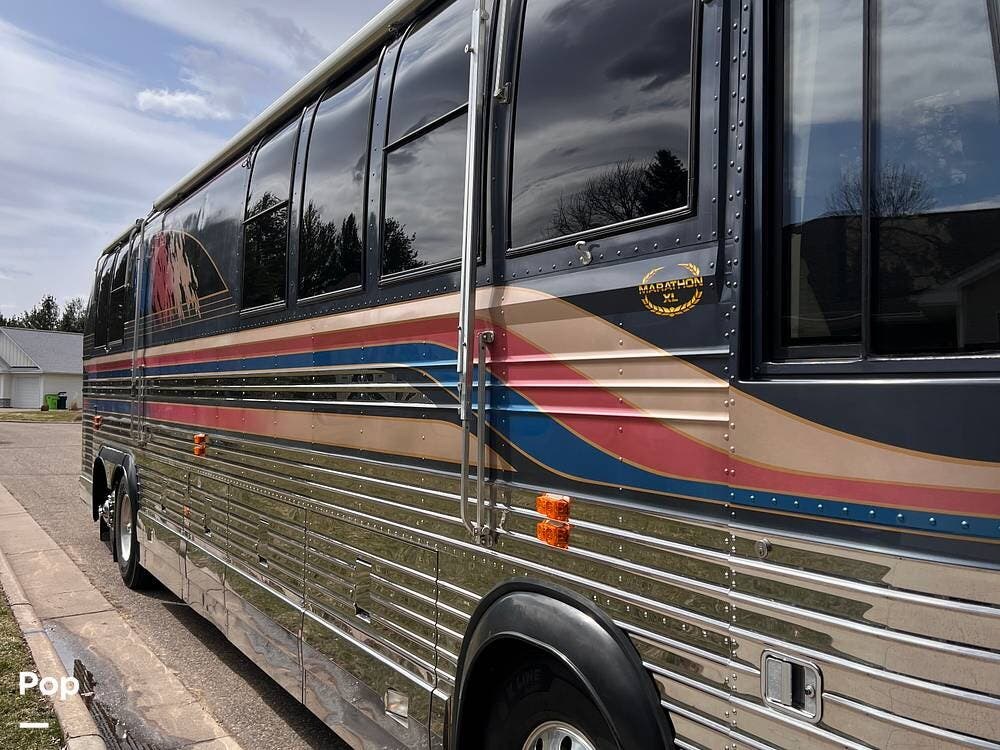Used 1992 Prevost Marathon Prevost  40 XL #237 available in St Charles, Illinois