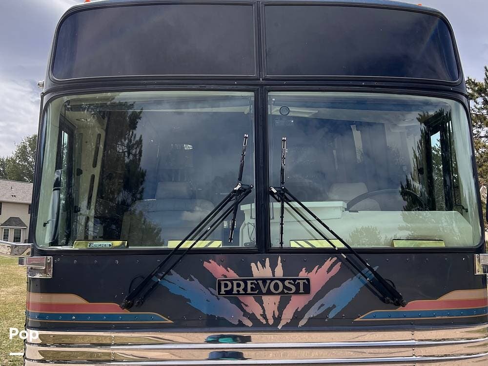 1992 Marathon Prevost  40 XL #237 by Prevost from Pop RVs in St Charles, Illinois