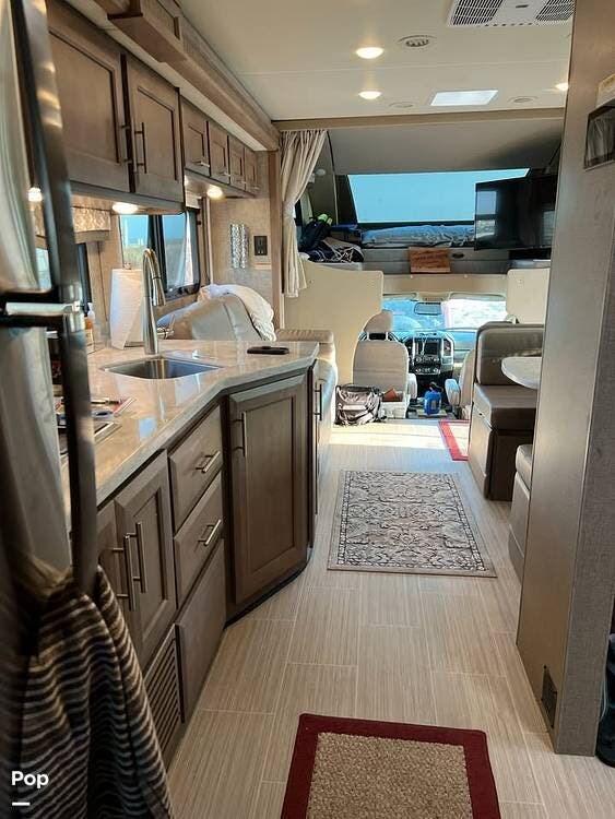 Used 2022 Thor Motor Coach Magnitude SV34 available in Harrison Township, Michigan