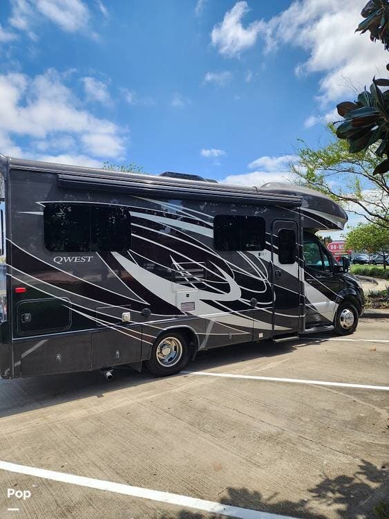 2021 Qwest 24T by Entegra Coach from Pop RVs in Richmond, Texas