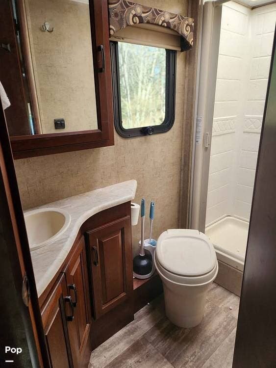 2016 Sunseeker 2430S by Forest River from Pop RVs in Kingston, Washington