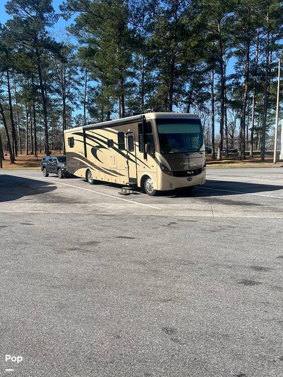 2009 Newmar Canyon Star 3641 - Used Class A For Sale by Pop RVs in Terre Haute, Indiana features Slideout