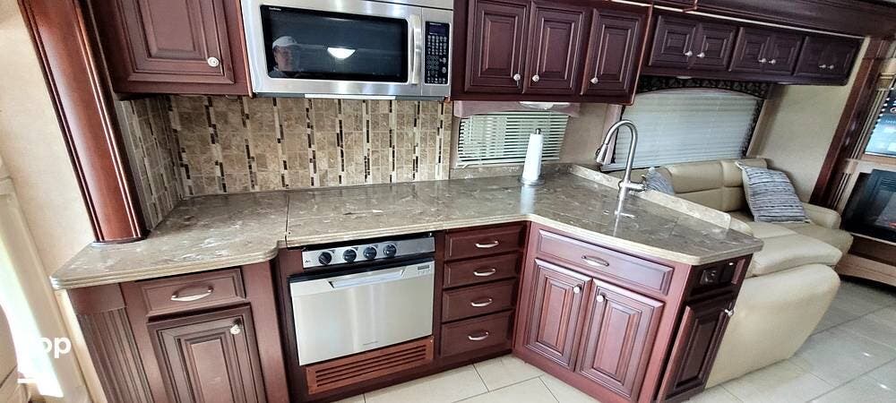 Used 2011 Thor Motor Coach Tuscany 42FK available in Kemah, Texas