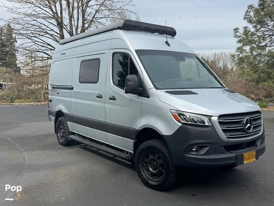 2020 Winnebago Revel 44E 4x4 - Used Class B For Sale by Pop RVs in Canby, Oregon features Air Conditioning, Awning