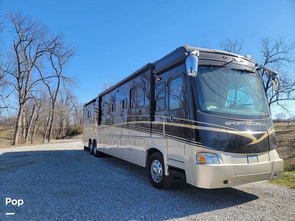 2009 Sportscoach 500TG Legend by Coachmen from Pop RVs in Solon, Iowa