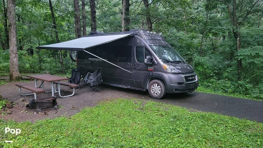 2022 Thor Motor Coach Tellaro 20A - Used Class B For Sale by Pop RVs in Spruce Pine, North Carolina features Air Conditioning, Generator, Awning