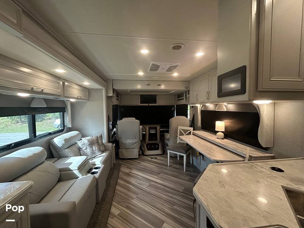 2022 Bounder 35GL by Fleetwood from Pop RVs in Citrus Springs, Florida